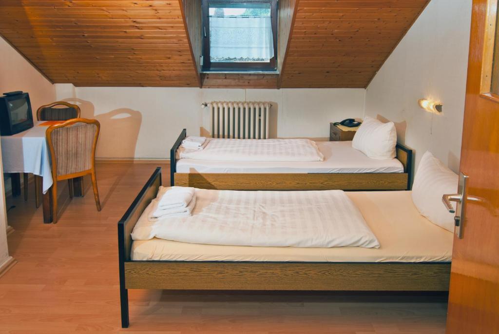 Hotel Kugel Трир Номер фото